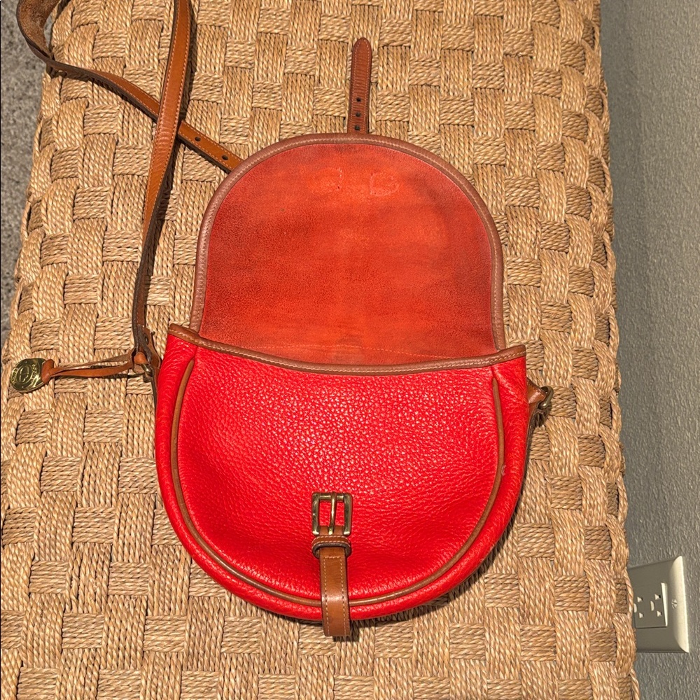 Dooney & Bourke vintage red leather cross body purse equestrian flap - Picture 8 of 8